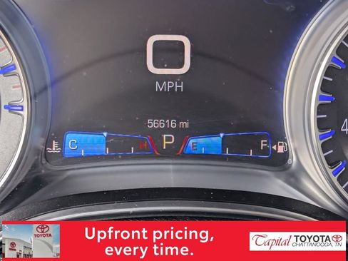 Used 2018 Chrysler 300 Touring L RWD image 19