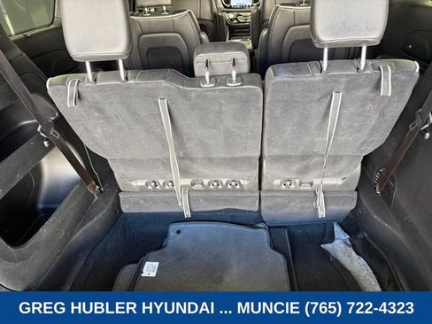Used 2025 Chrysler Pacifica Limited FWD image 60