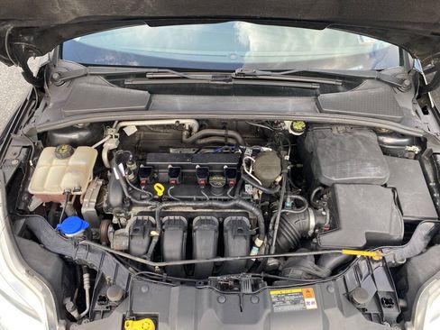 Used 2014 Ford Focus S FWD image 31