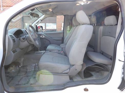 Used 2017 Nissan Frontier S image 17