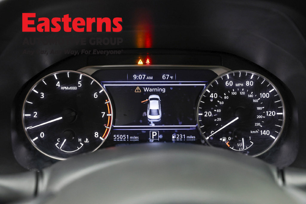 Used 2024 Nissan Altima 2.5 SV FWD image 19