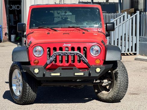Used 2013 Jeep Wrangler Unlimited Sport w/ Connectivity Group AWD/4WD image 2