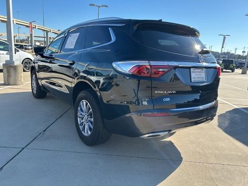 Used 2024 Buick Enclave Premium image 7