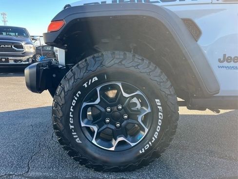 Used 2022 Jeep Wrangler Unlimited Rubicon 4xe w/ Dual Top Group image 24
