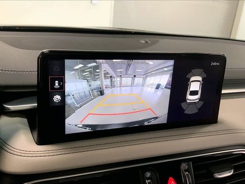 Used 2023 Genesis G70 2.0T w/ Sport Prestige Package image 24