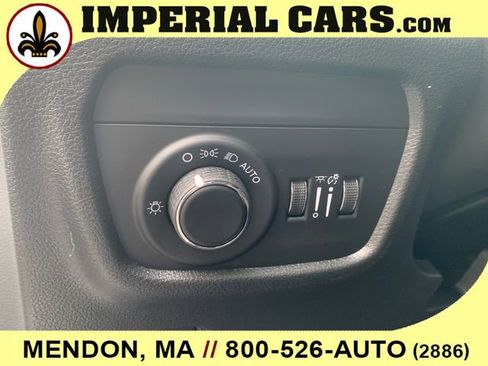 New 2025 Jeep Grand Cherokee Altitude AWD/4WD image 19