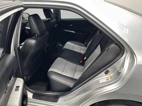 Used 2014 Toyota Camry SE image 22