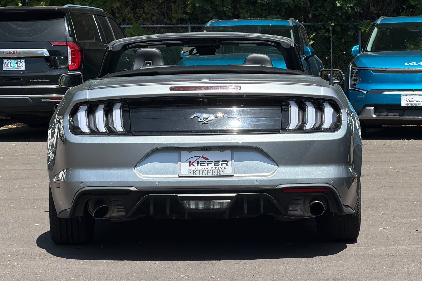 Used 2023 Ford Mustang Premium RWD image 33