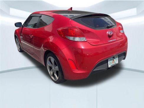 Used 2013 Hyundai Veloster image 5
