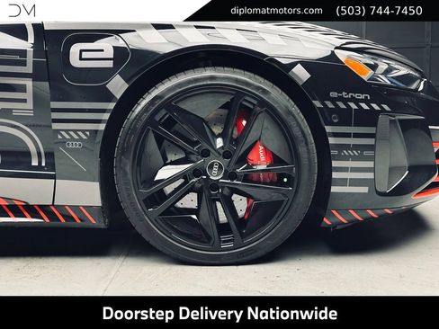 Used 2023 Audi RS e-tron GT AWD/4WD image 43
