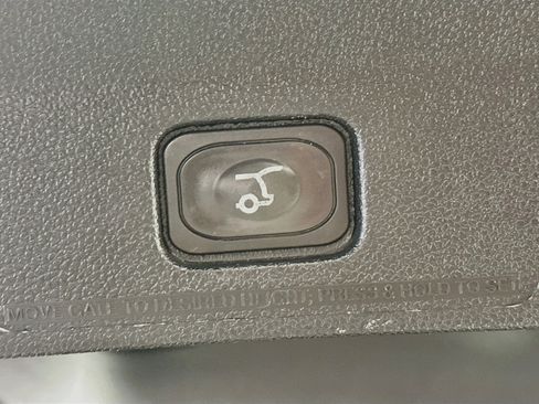 Used 2018 Ford Explorer Sport w/ Equipment Group 401A AWD/4WD image 33