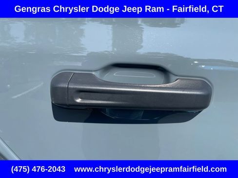 Certified 2025 Jeep Wrangler Unlimited Sahara AWD/4WD image 23