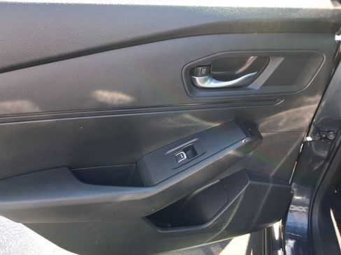 Used 2023 Honda Accord EX image 19