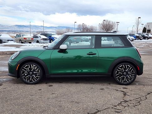 New 2026 MINI Cooper S image 2
