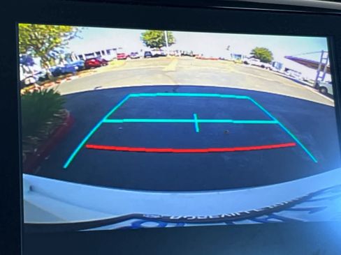 Used 2018 Toyota Prius Prime Premium FWD image 21