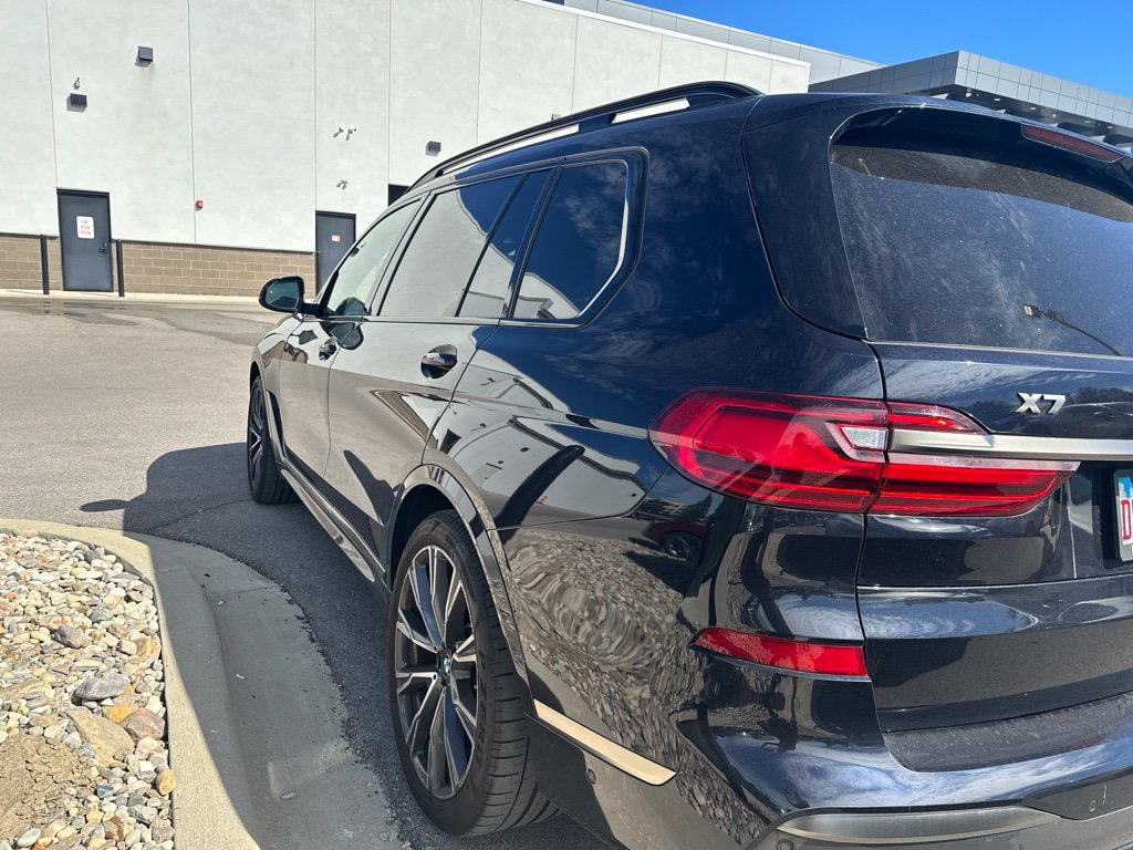 Used 2020 BMW X7 M50i w/ Executive Package AWD/4WD image 8