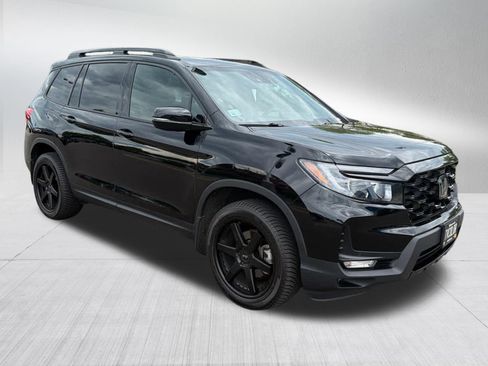 Used 2023 Honda Passport Elite image 3