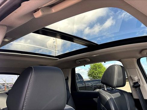 Used 2023 Acura MDX SH-AWD w/ Technology Package image 21