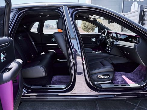 Used 2024 Rolls-Royce Ghost Black Badge AWD/4WD image 27