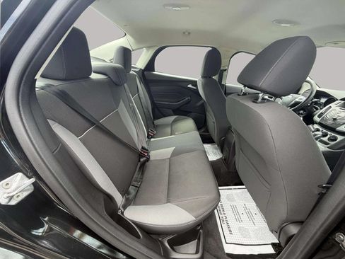 Used 2014 Ford Focus SE FWD image 16
