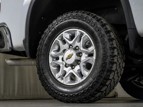 Used 2022 Chevrolet Silverado 2500 LT w/ Convenience Package image 52