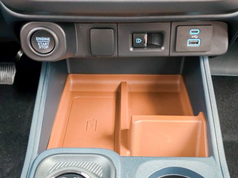 Used 2024 Ford Maverick Lariat w/ 4K Tow Package image 45