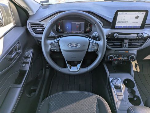 Used 2024 Ford Escape Active image 17