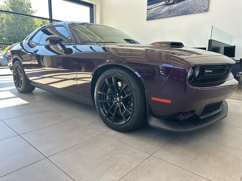 Used 2022 Dodge Challenger R/T Scat Pack w/ Shaker Package RWD image 6