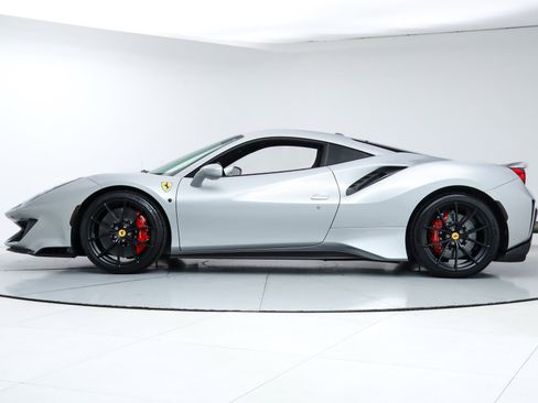 Certified 2019 Ferrari 488 Pista Coupe image 4