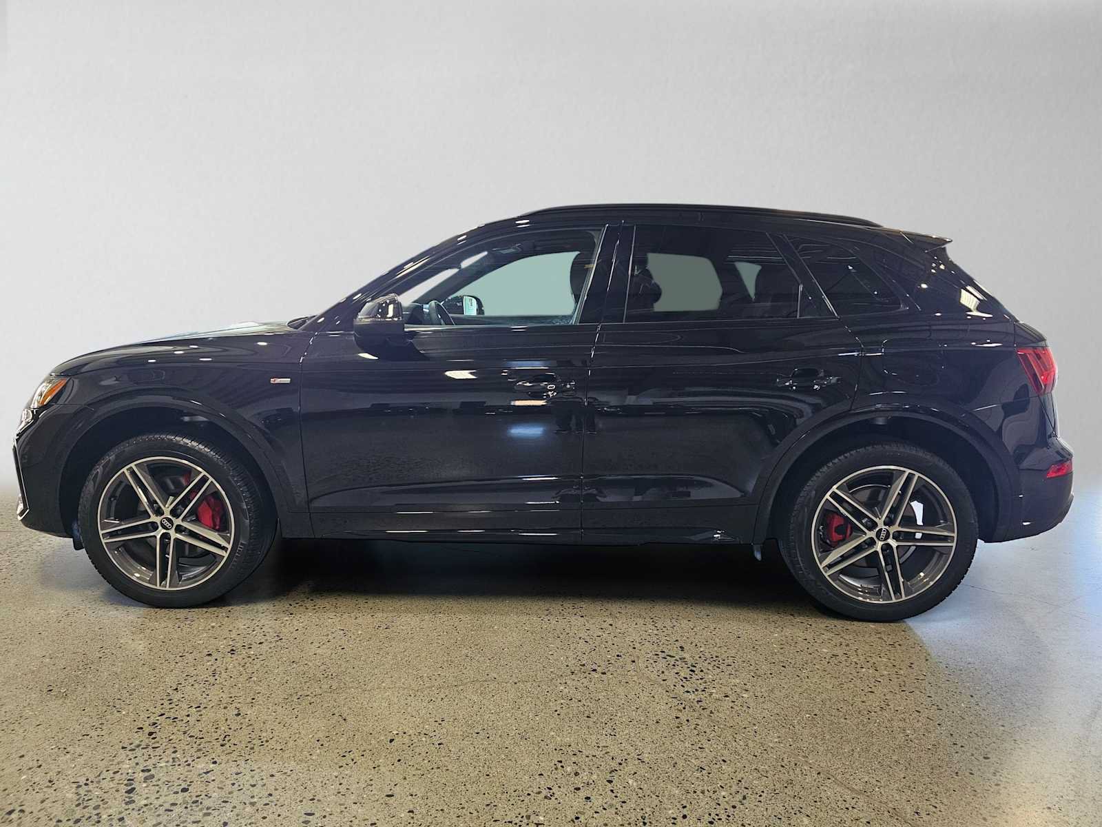 Used 2024 Audi Q5 e Premium Plus AWD/4WD image 6
