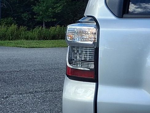 Used 2024 Toyota 4Runner SR5 image 6