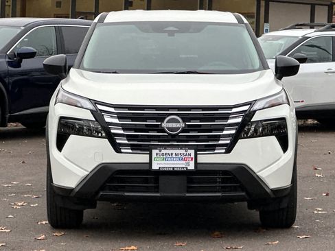 New 2026 Nissan Rogue S image 10