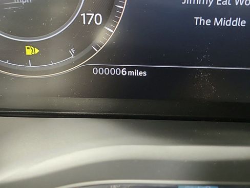 Used 2024 Jaguar XF R-Dynamic SE image 15