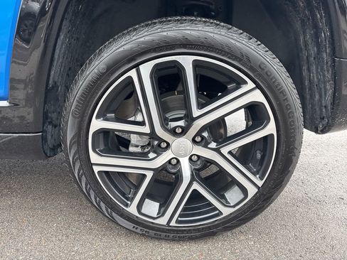 Used 2024 Jeep Compass Limited w/ Elite Group image 27