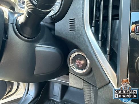 Certified 2023 Subaru Forester Premium AWD/4WD image 19