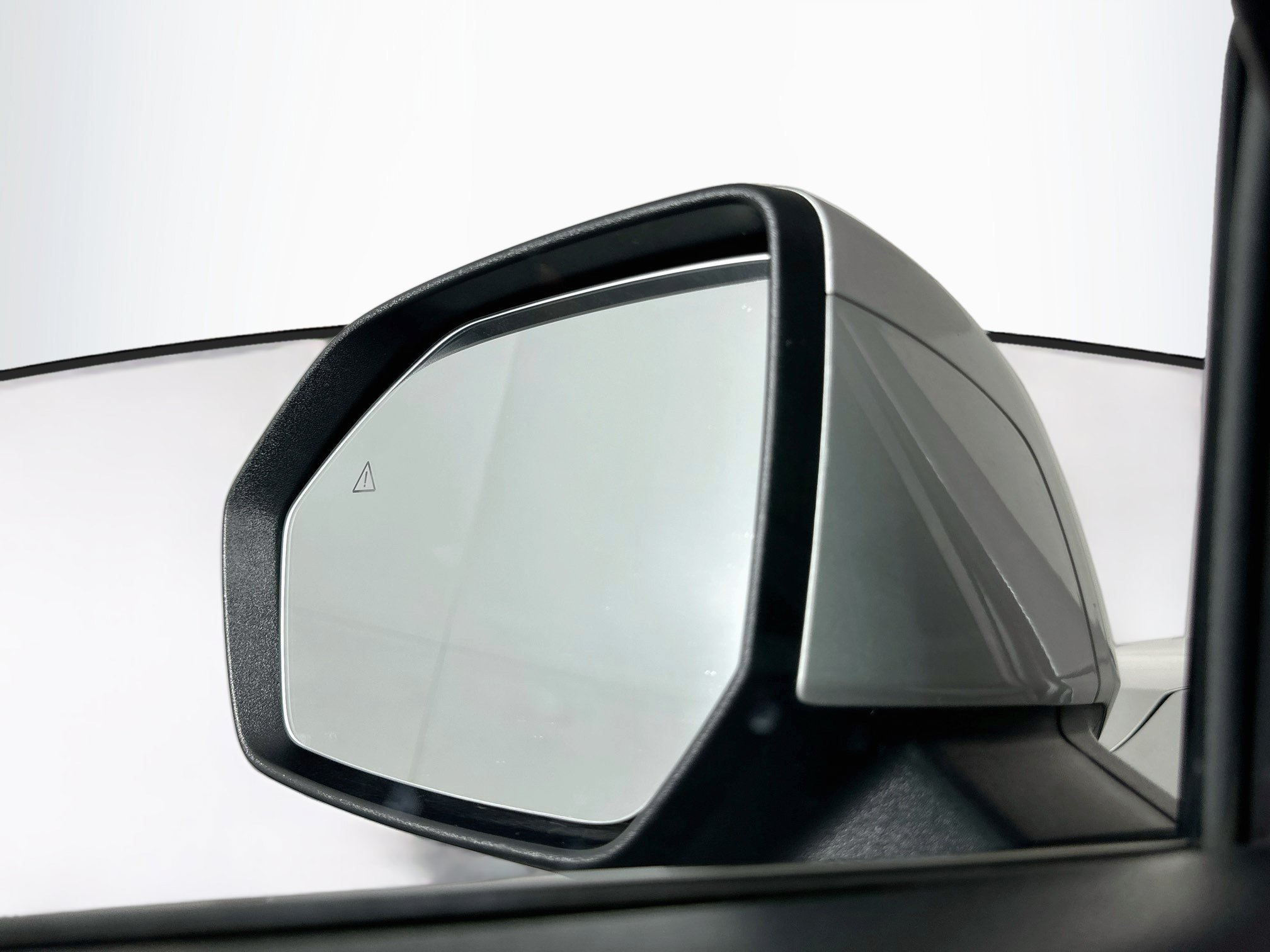 Used 2025 Hyundai Palisade SEL AWD/4WD image 16
