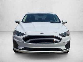 Used 2019 Ford Fusion SE FWD video 2