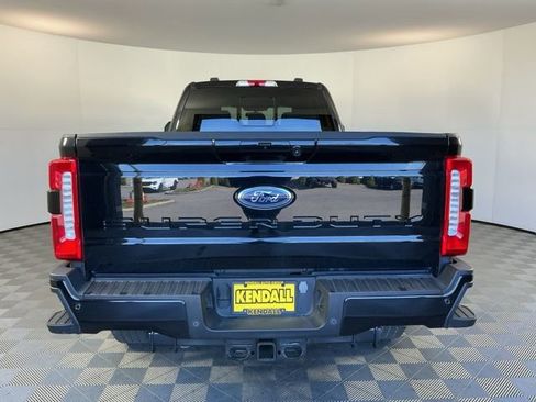 Used 2023 Ford F350 Lariat w/ Lariat Ultimate Package image 5