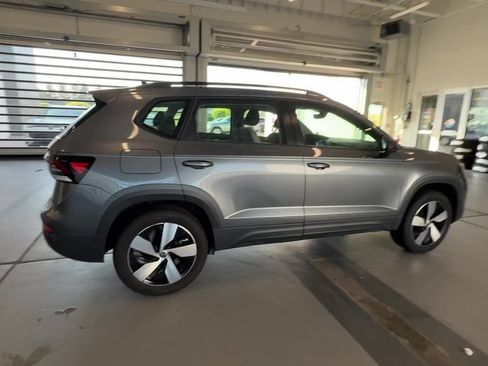 Certified 2025 Volkswagen Taos S AWD/4WD image 12