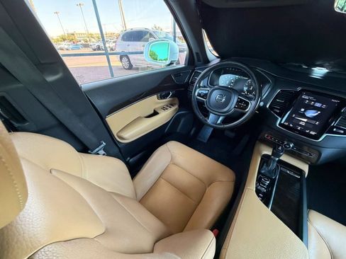 Used 2016 Volvo XC90 T6 Momentum w/ Momentum Plus Package AWD/4WD image 60