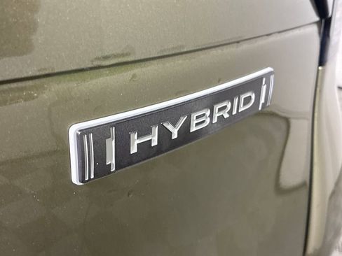 Used 2025 Subaru Forester Premium w/ Protection Package (1PH) AWD/4WD image 28