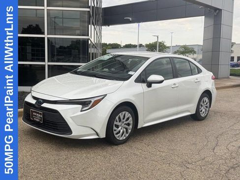 Used 2024 Toyota Corolla LE FWD image 7