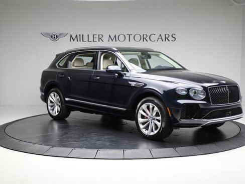 Used 2024 Bentley Bentayga Extended Wheelbase AWD/4WD image 14