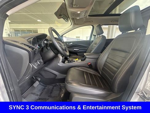 Used 2019 Ford Escape SEL image 10