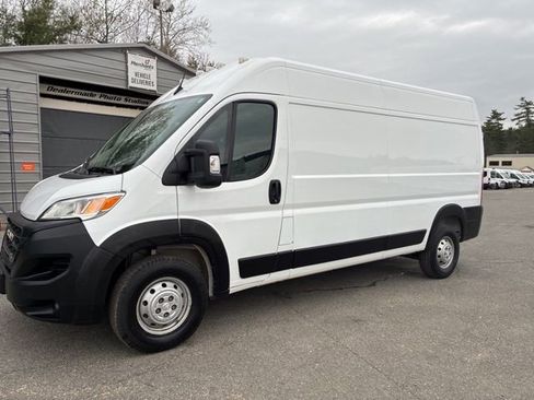 Used 2023 RAM ProMaster 2500 FWD image 5