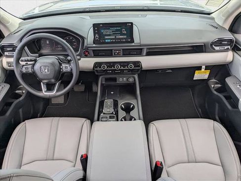 New 2025 Honda Pilot EX-L image 13