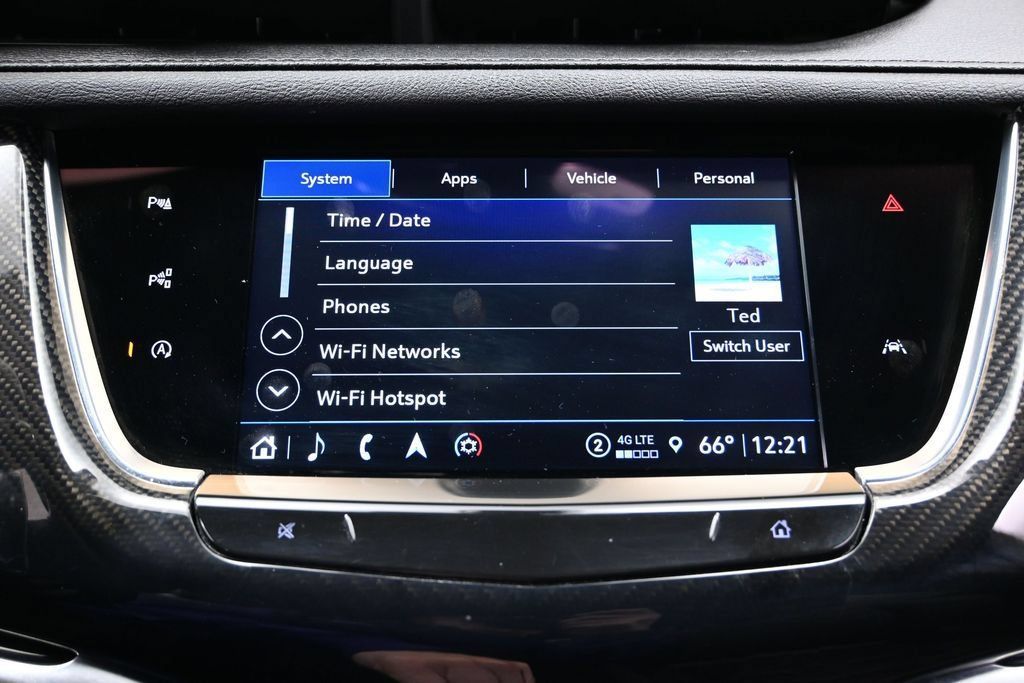 Used 2024 Cadillac XT6 Sport w/ LPO, Onyx Lite Package AWD/4WD image 38