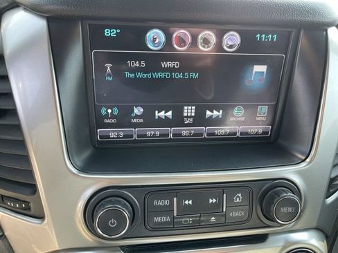 Used 2016 Chevrolet Tahoe LT w/ Luxury Package AWD/4WD image 16