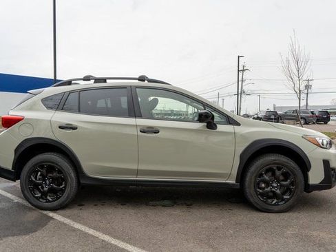 Used 2023 Subaru Crosstrek 2.0i Premium w/ Special Edition AWD/4WD image 5