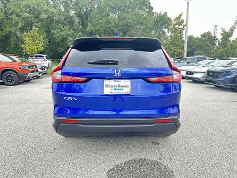 Used 2025 Honda CR-V LX image 5